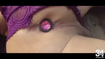 Find my sister butt plug thumbnail